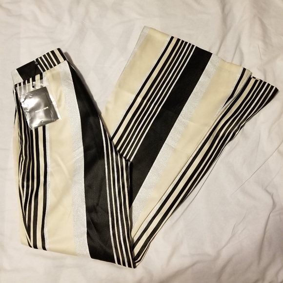 NWT Peace + Love Pants Metallic Striple Flares Women's Color Silver/Black - Picture 11 of 13